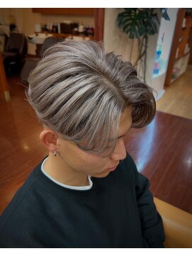 美よう室 加羅 ホワイトベージュ