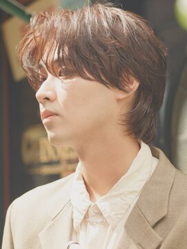 オーシャントーキョー 大阪(OCEAN TOKYO) 韓国ヘアカルマパーマコンマバングセンターパート黒髪ウルフ