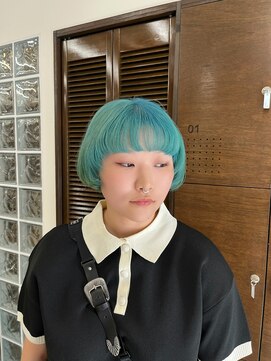 ルイス(LEWES) シアンカラー