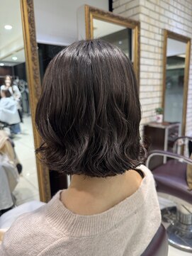 アメリ バイ アピッシュ(Amelie by apish) ボブパーマデジタルパーマコテ巻き風パーマ