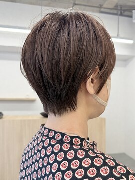 エルヘアメゾン(el. hair maison) ママさん癖毛ベリーショート☆白髪ぼかしカラー