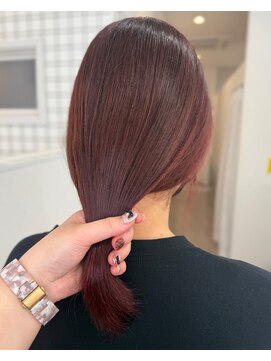 ジャミン 長嶺店(Jammin.) 季節問わず人気のレッドカラー