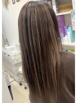 ベルバイグレイス(BELLE by grace)&nbsp;コントラストハイライト　シルバーベージュ