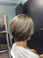 オーロ(ORO)&nbsp;ショートボブ×オリーブベージュ