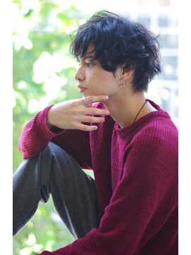 サークル(CIRCLE) ブルーブラック/スパイキーショート/サーフカールフェザーパーマ