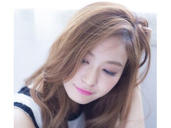 HAIR＆MAKE AXIS【ヘアアンドメイクアクシス】