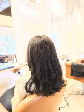 アンプリュス リアン(1+ Unplus lien) ダークアッシュ波巻きウェーブ/亀戸/平井/アディクシーカラー