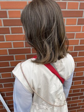 イイナヘアガレージ(117) 【117hair garage】デザインカラー_くびれヘア