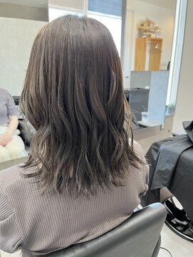 アンダーン(Un done) アッシュブラウン