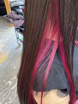 オーバーキャプテンネイキッド(OVER CAPTAIN NAKED) ストレートロング　×　マゼンダインナーカラー