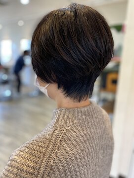 ヘアーアンドメイク マディ Hair&Make MADI 大人の後頭部ふんわりショート