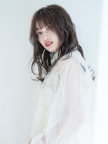 エアー 青山(AIR) ロングレイヤーカットグレージュカラー