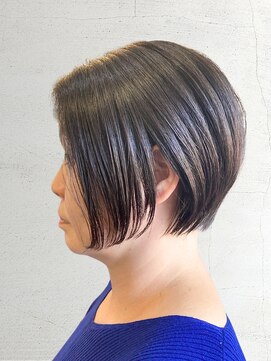 アングレカム(Angraecum) 50代でも美髪☆ショートボブ