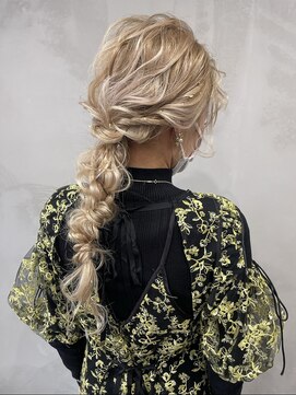 ルナラックスビー 沖縄店(Luna LUXBE) 、