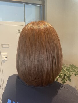 ベージュカラー