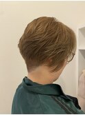 透明感ベージュ×くびれショート