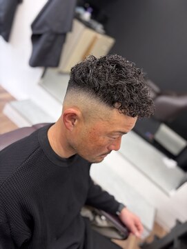 グリード(Greed) クルクルパーマ