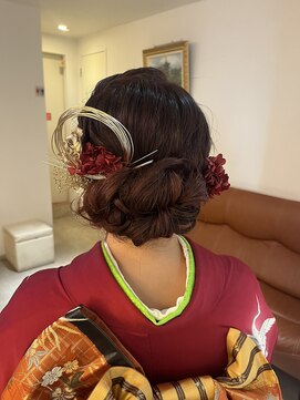 ヘアサロン ユニティ(Hair Salon Unity) ローシニヨンアレンジ