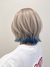 リオリス ヘア サロン(Rioris hair salon)&nbsp;ホワイトベージュ/ブルー/裾カラー