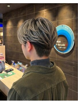 ブルーバイブレーション BlueVibration メンズ　ハイライト　ベージュ　ニュアンスパーマ