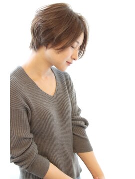 レウナ 外苑前(Reuna) 大人可愛くニュアンス毛先ワンカールショートボブ