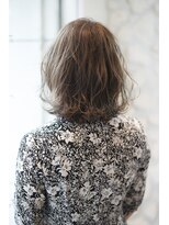 レム 登戸(REM)&nbsp;外ハネボブオリーブアッシュレイヤーウルフゆるふわミディ