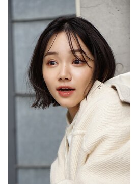 エインアンリー 表参道(AIN.ANLY.) 小顔カットの耳かけボブルフ☆ハイライトカラーピンクベージュ