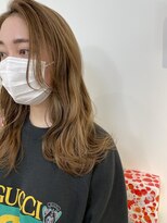 スピンヘアワークス(Spin Hair Works) 韓国_ベージュ_波ウェーブ_ハイライト