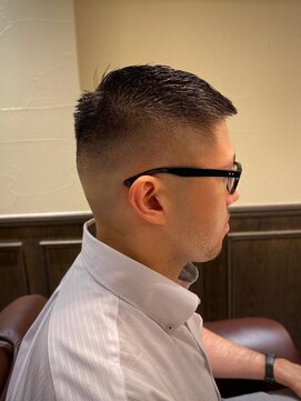 バレス 田町(BALES) [スキンフェード/ツイストスパイラル/田町]