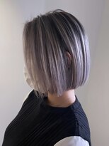 メリー オオサカ(Merly Osaka)&nbsp;ワンレンボブ_ラベンダーアッシュバレイヤージュ_