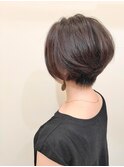 ショートボブ 40代 前髪なし