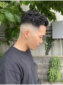 ハイフェード　オールバックパーマ