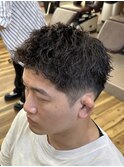 短髪ツイストスパイラルパーマ