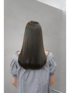 ネイヴィル 銀座(navile) Olive Greige