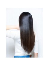 Q. 髪質改善“キュア”ってどんなものですか？