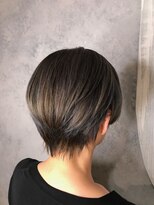 ヘアサロン アティリー(Hair Salon Attirer)&nbsp;西梅田/ボブ/グレーベージュ/白髪ぼかし/ハイライト/ベージュ