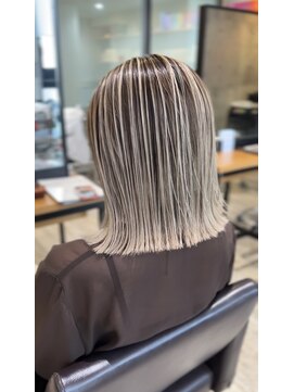 バレイヤージュ／海外ヘア／ボブ