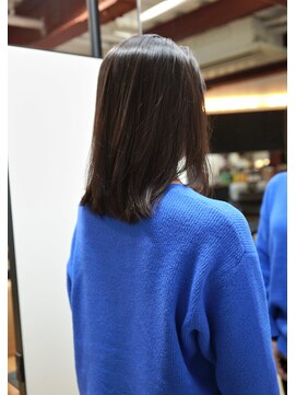 ミディアムレイヤー×と縮毛矯正