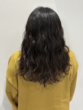 ウクラ バイ レシッド 池袋(uchla by rcid) 立体感のあるウェーブパーマ☆