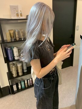 ペレ 原宿(PELE) ダブルカラー/ケアブリーチ/羽エクステ/原宿