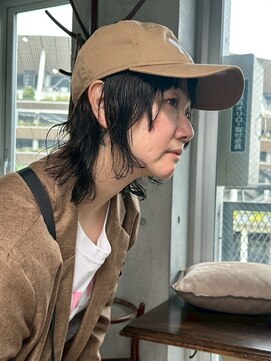 エー(a.) ミディアムレイヤー