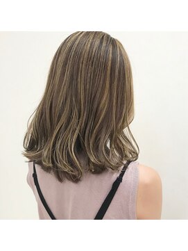 ルッツ(Lutz. hair design) ショコラブラウン×ハイライト