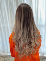 ツムグ 代官山店(TUMUGU) ホワイトベージュ30代40代50代大人かわいいヘア美髪のススメ