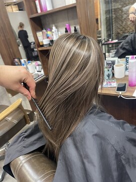 ラフ(LAFF) #黒髪#ボブルフ#ネビージュ#小顔#ワンレン