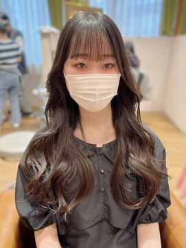 リタ(Lita) ★韓国ヘア/顔まわりカット/おでこの隙間/小顔/ぱっつん