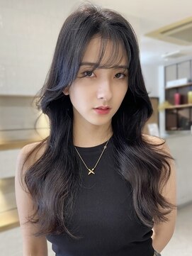 フォンズ(FONS) 外国人風/ブルーブラックレイヤーカット黒髪ロングヘア学割U24