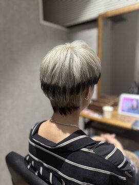 ビスイル 秋葉原店(Vis ill) ブリーチ/ダブルカラー/エンドカラー/ウルフカット/ハイトーン