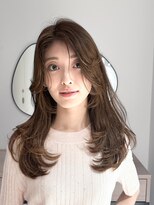 ミンクスオーバー(MINX OVER)&nbsp;イメチェン／レイヤーカット／オリーブベージュ／大手町