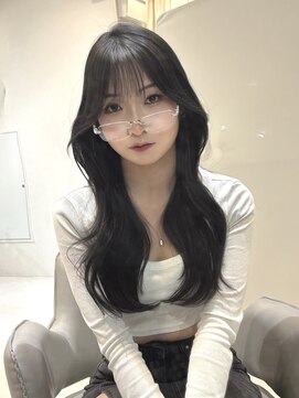 ミラ(MIRA) くびれヘア/レイヤーカット/アッシュカラー/エクステ/梅田美容室