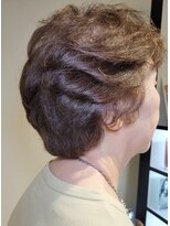 松本平太郎美容室 国立店&nbsp;50代60代70代×ショートレイヤー×クリープパーマ